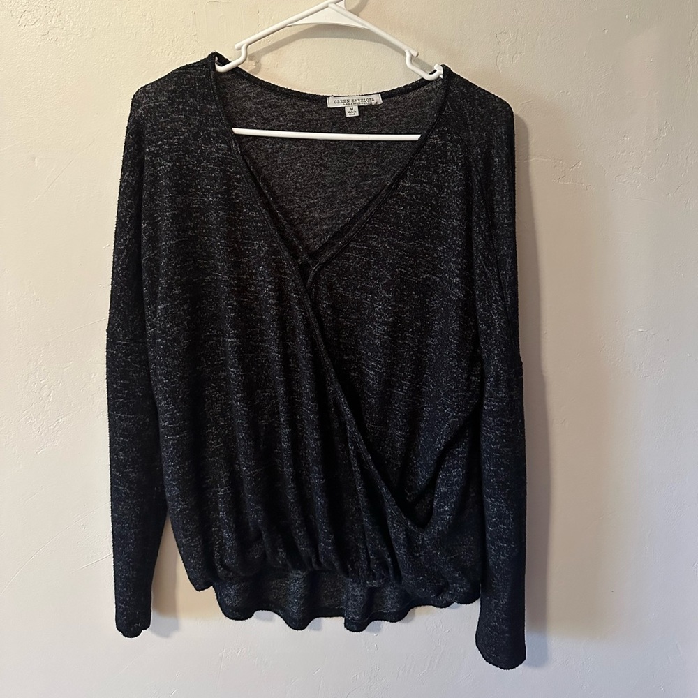 Women’s size M Green Envelope top
